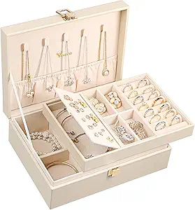 Top Benefits and Review of A Premium Jewelry Box