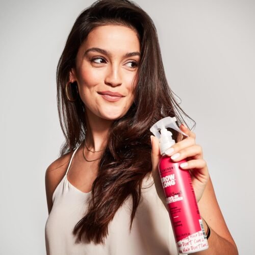 Marc Anthony Leave-In Conditioner Spray & Detangler, Grow Long Biotin - Anti-Frizz Deep Conditioner For Split Ends & Breakage - Vitamin E, Caffeine & Ginseng for Curly, Dry & Damaged Hair - Image 5
