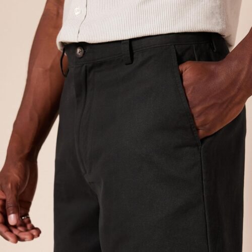 Amazon Essentials Men's Classic-Fit 9" Chino Short - Image 4