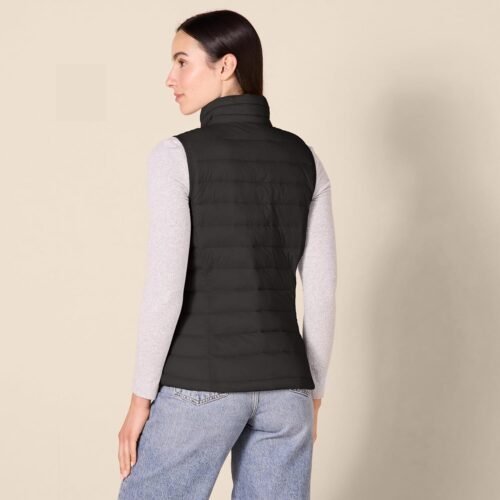 Amazon Essentials Women's Lightweight Water-Resistant Packable Puffer Vest - Image 4