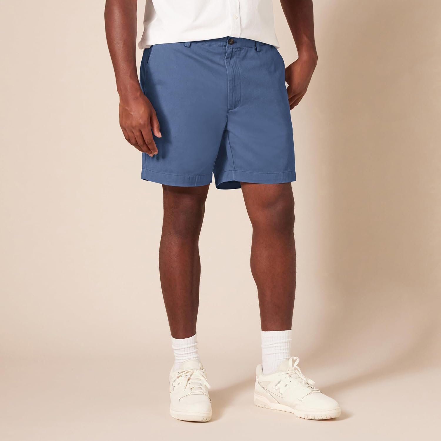 Amazon Essentials Men's Classic-Fit 7" Chino Shorts - Image 6