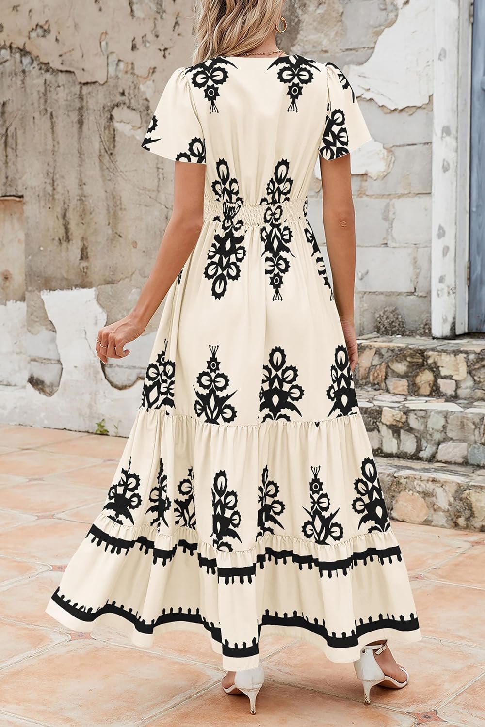 PRETTYGARDEN Womens 2025 Summer Casual V Neck Boho Maxi Dress Flowy Aline Bell Sleeve Tiered Floral Dresses with Pocket - Image 3