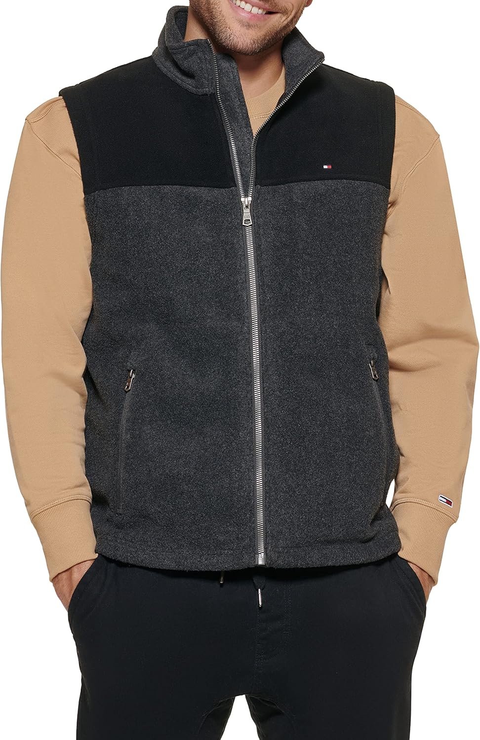 Tommy Hilfiger Men's Lightweight Polar Fleece Vest - Image 2