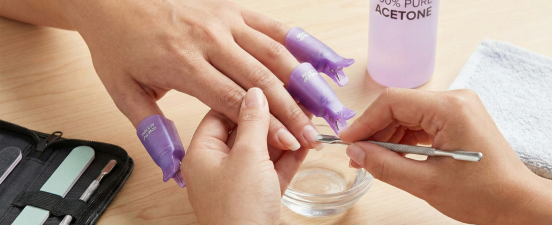 How to Removing Acrylic Nails With Acetone at Home
